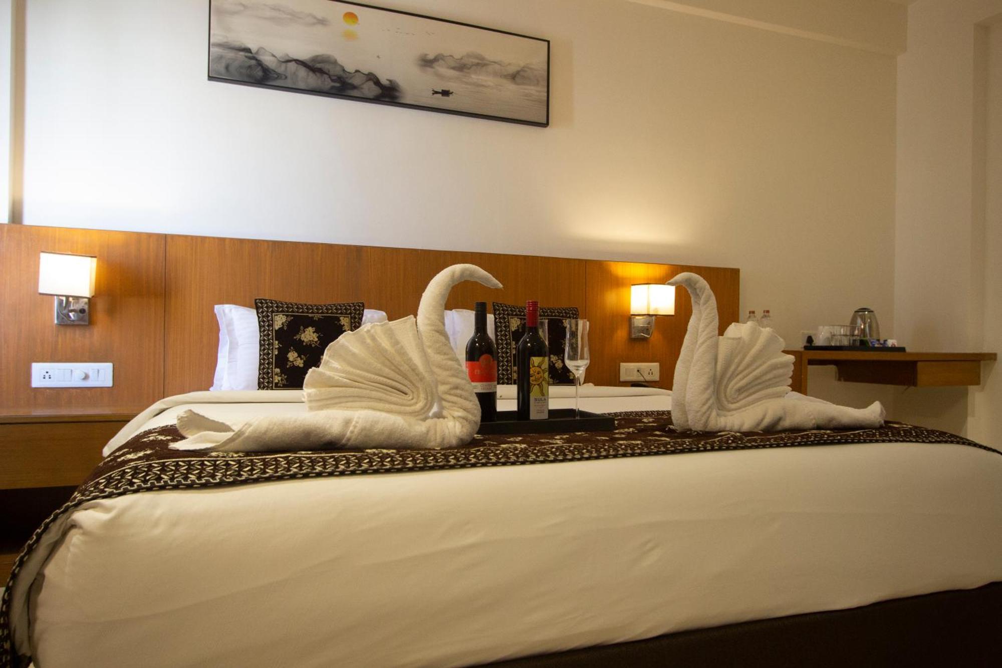 Monarch Express Chakan Hotell Eksteriør bilde